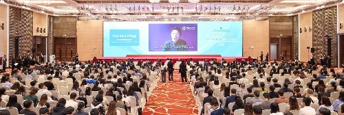 图为世界家庭医学组织主席Karen Flegg 在“澳门医学论坛2025暨家庭医学培训基地揭幕仪式”视频致辞。主办方供图