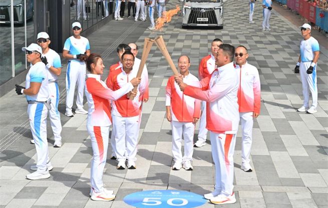 奔跑的火焰 追梦的旅程