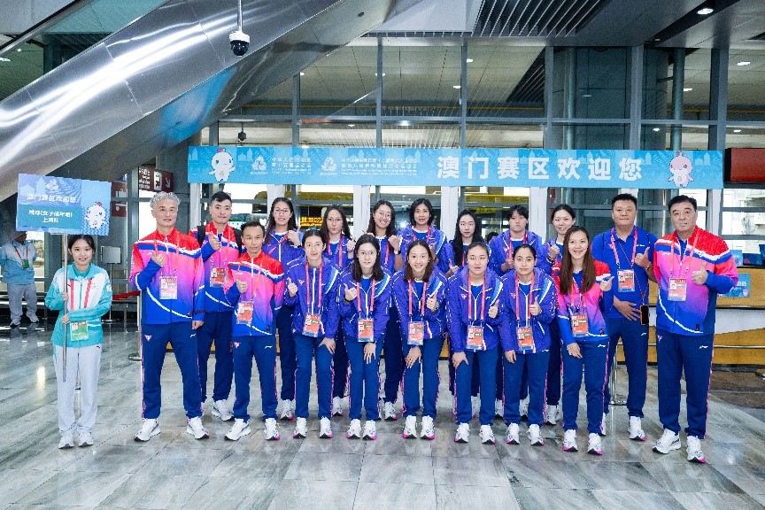图为上海队抵澳。（澳门赛区组委会供图）