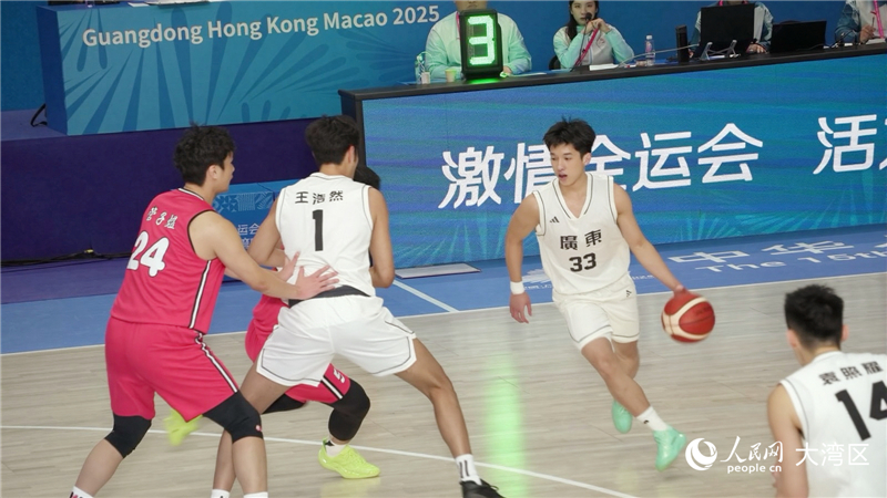 图4.双方展开对抗。实习生 张雨洁摄