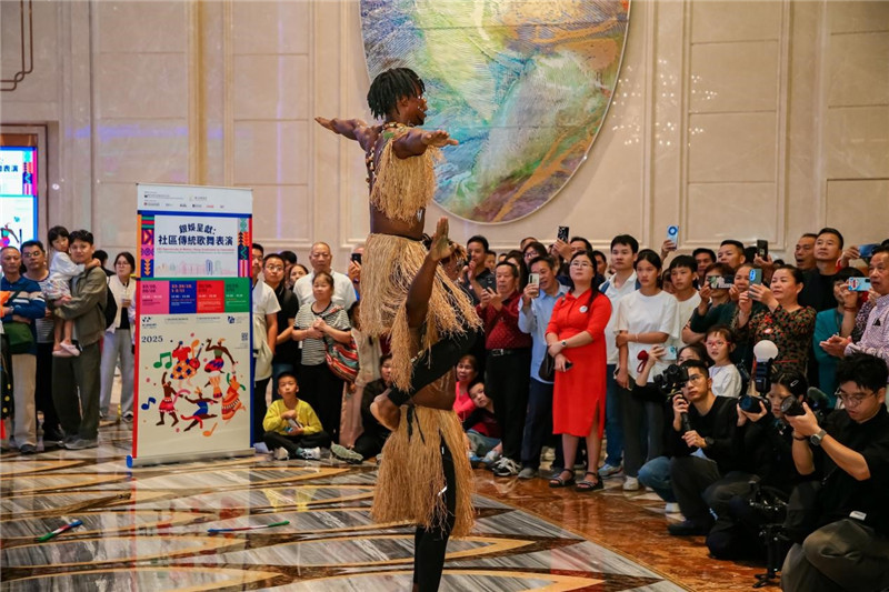 图为“银娱呈献:小区传统歌舞表演”。(主办方供图)