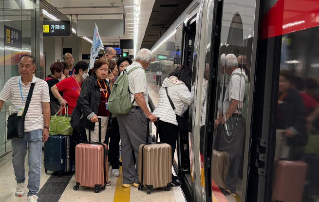 广深港高铁成粤港澳大湾区互联互通“黄金通道”