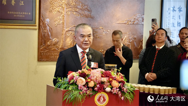 全国政协委员、香港福建社团联会主席施清流致辞。人民网 严小晶摄