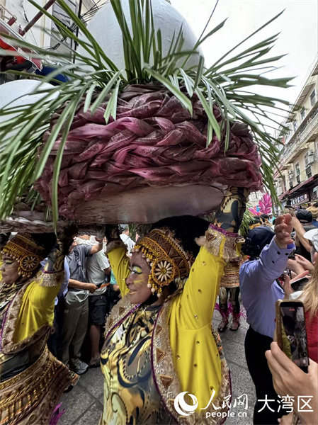 “2026澳门国际幻彩大巡游”活动现场。人民网记者 富子梅摄