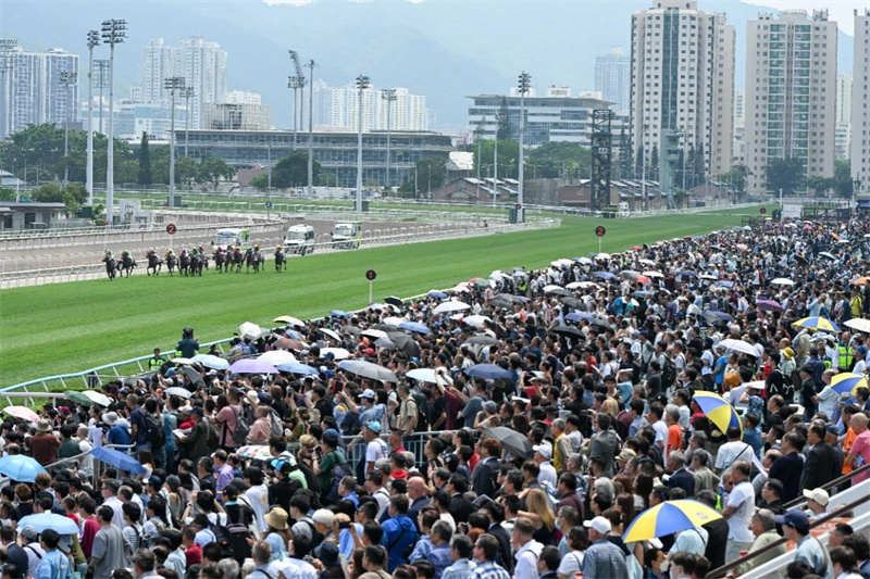“冠军赛马日2026”现场人气高涨。主办方供图