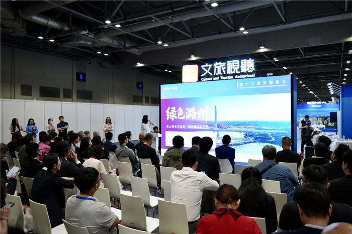 图4. 第四届香港文博会文旅视听展区推演活动举行。人民网 吴宇扬扬 摄