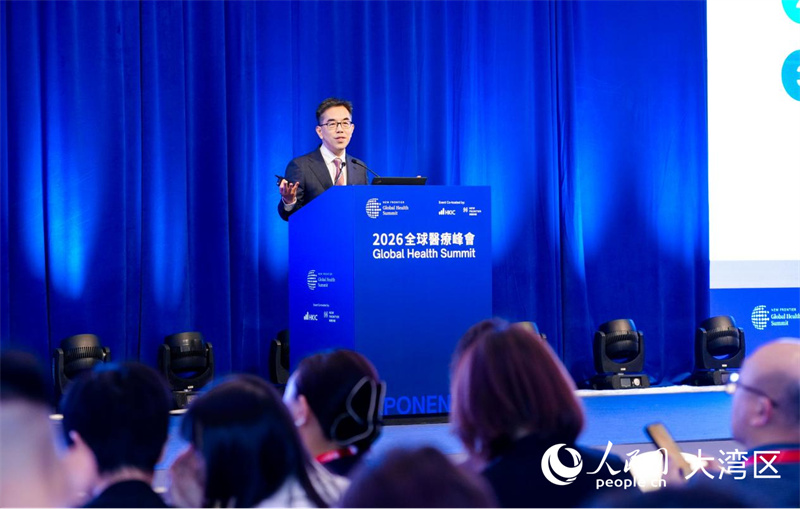 清华大学副教务长兼清华医学院院长黄天荫致辞。人民网 严小晶摄