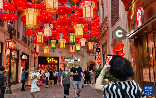 特写：感受国庆假期的香港温度