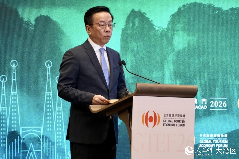 图1. 贵州省委常委、宣传部部长卢雍政作主旨发言。人民网 严小晶摄