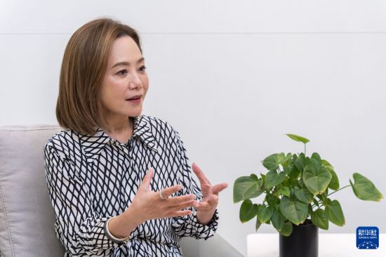 　　6月15日，香港潮属社团总会副主席、第五届“香港潮州节”筹委会主席杨玳诗接受采访。新华社记者 朱炜 摄